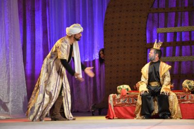 Gənc Tamaşaçılar Teatrında “Tənbəl Əhməd” tamaşasının premyerası keçirilib