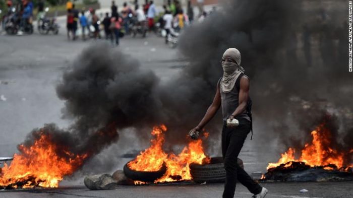 Haitidə silahlı hücum: 15 ölü
