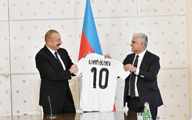 İlham Əliyev “Qarabağ”ın üzvlərini qəbul etdi