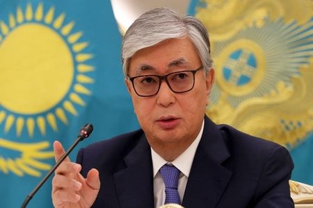 Qazaxıstan prezidenti etirazçıları terrorçu adlandırdı, KTMT-yə müraciət etdi