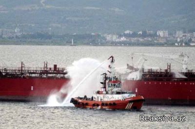 Çanaqqala boğazında kruiz gəmisi ilə tanker toqquşdu