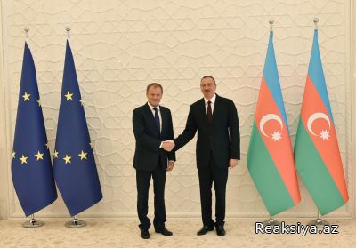 Donald Tusk Bakıda İlham Əliyevlə görüşdü