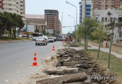 Daha bir küçə bağlandı