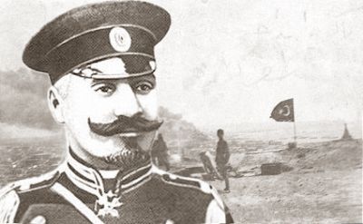 İlk hərbi nazir - ƏFSANƏVİ GENERAL