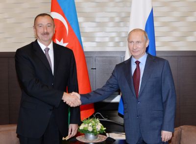 Putin İlham Əliyevə zəng etdi