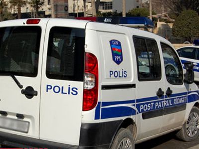 Dindarların aksiyası zamanı iki polis xəsarət aldı - Bakıda