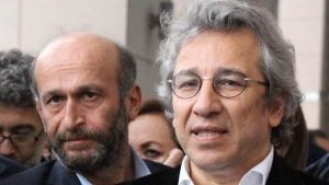 İki tanınmış jurnalist həbs edildi