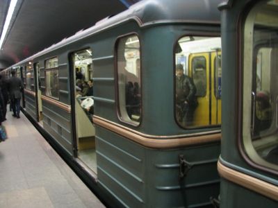 Bakı metrosu saat 1-ə qədər işləyəcək