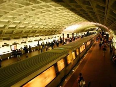 Metroda atışma: - Bir nəfər yaralandı