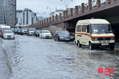 Yağmurlu və küləkli hava davam edəcək