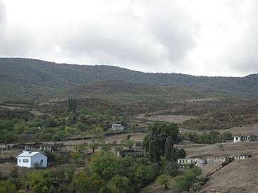 Tapqaraqoyunluda ermənilərin atdığı mərmilər - 9 evi dağıtdı