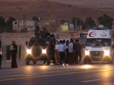 Türkiyədə polis məntəqəsinə hücum edilib, yaralanan var