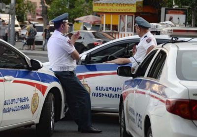 Yerevandakı polis binasını tutan qruplaşmanın iki üzvü həbs olunub