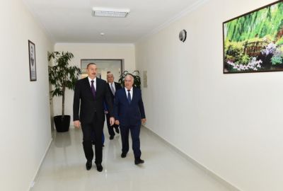 Prezident İlham Əliyev Xətai rayonundakı 261 və 58 nömrəli məktəblərdə olub - FOTOLAR