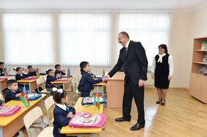 Prezident İlham Əliyev: “Məqsədimiz odur ki, bütün məktəblər birnövbəli fəaliyyətə keçsinlər”