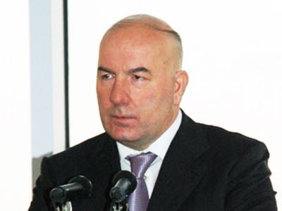 Elman Rüstəmov: 2016-cı ildə Mərkəzi Bank dövriyyədən 6 milyard manat çıxarıb