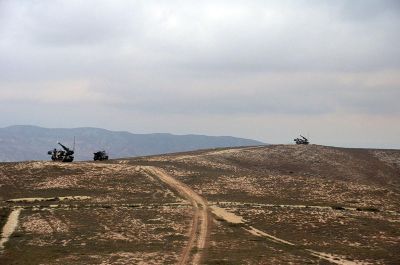 MN: "Buk-MB" zenit-raket komplekslərindən döyüş atışları icra edilib - VİDEO - FOTOLAR