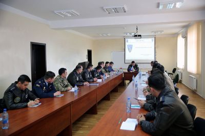 Bakıda NATO-nun mobil təlim qrupu tərəfindən seminar keçirilir