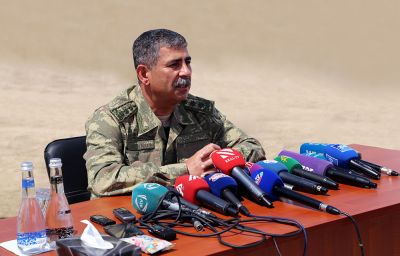 Müdafiə naziri general-polkovnik Zakir Həsənov: - “Azərbaycan Ordusu ərazilərimizi azad etməyə qadirdir”