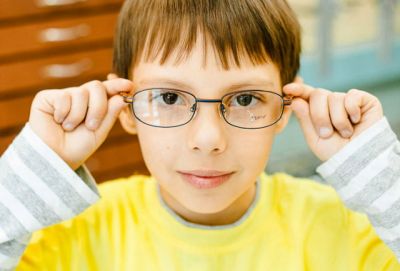 Uşaqlarda görmə problemlərinin riskini azaldan çox bəsit üsul