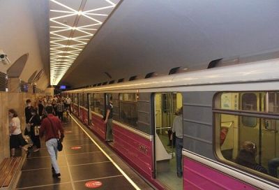 72 gündən sonra Bakı metrosu... - Foto