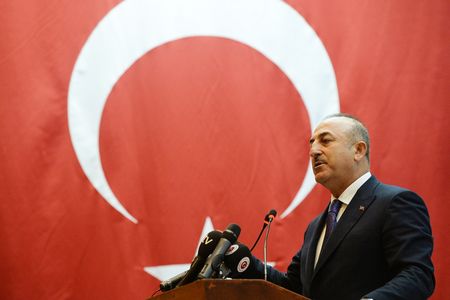 Mövlud Çavuşoğlu: “Ermənistanda səfirlik açmırıq, birbaşa dialoq üçün xüsusi nümayəndə təyin edirik”