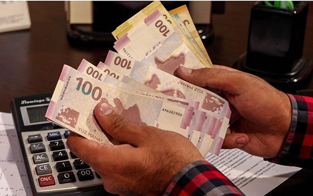 Bu şəxslərin maaşı 1070 manat oldu