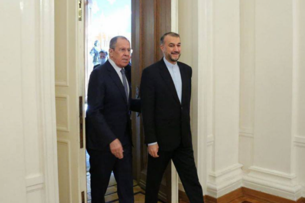 İranın xarici işlər naziri Lavrovla görüşdü