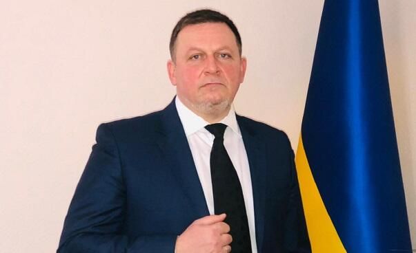 Ukrayna müdafiə nazirinin müavini istefa verdi
