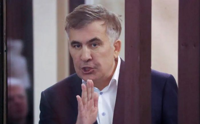 Saakaşvili Gürcüstan müxalifətini prezidentliyə vahid namizəd irəli sürməyə çağırıb