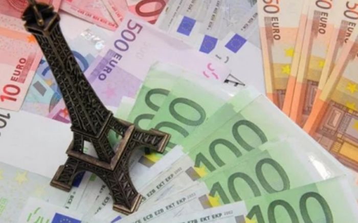 Fransada iqtisadi artım yavaşlayıb, hökumət radikal tədbirlər görür