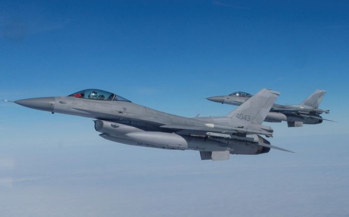 Danimarka F-16 qırıcılarını Ukraynaya yayda verəcək