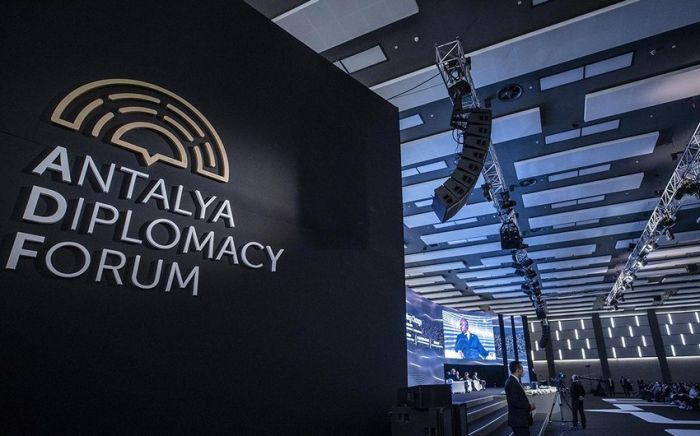 Antalya Diplomatiya Forumunun II günü keçirilir