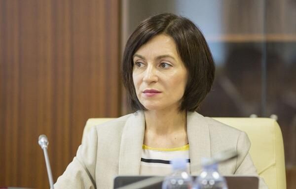 Moldova prezidenti məhkəməyə verildi