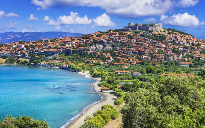 Türkiyə vətəndaşları üçün Yunanıstan adalarına giriş sadələşdirilib: Şengen vizası tələbi qüvvədən düşüb