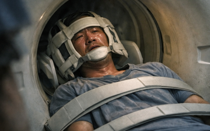 Həkim xəstəni MRT aparatında unutdu