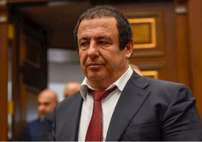 Paşinyandan "beşinci kolona" daha bir zərbə: Çarukyanın evində axtarış aparılır